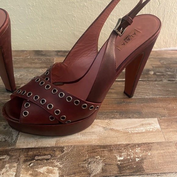 Alaia Eyelet Slingback Heels - Picture 5 of 12